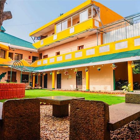 La Courtyard Hotel Puducherry Eksteriør billede