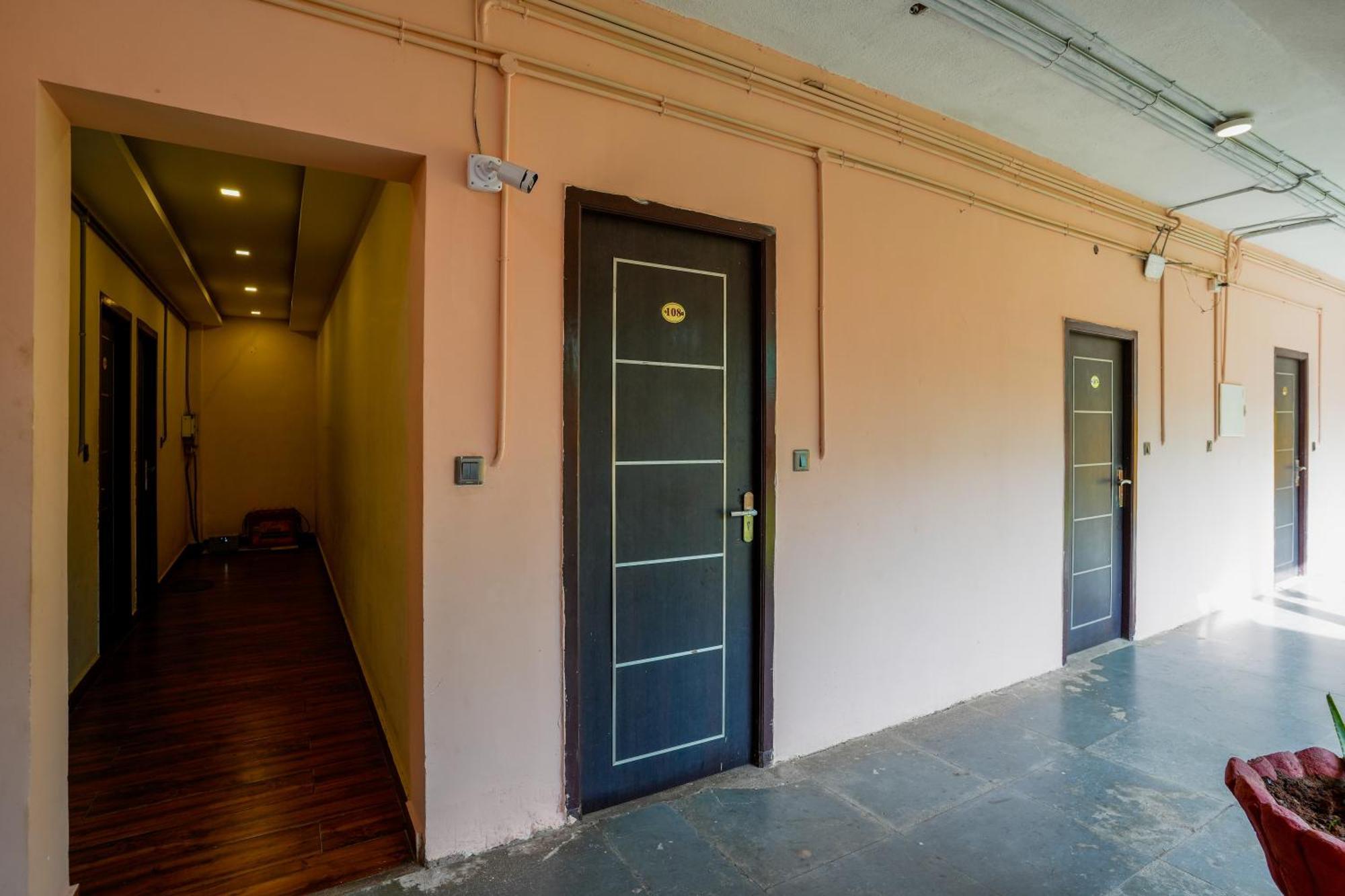 La Courtyard Hotel Puducherry Eksteriør billede