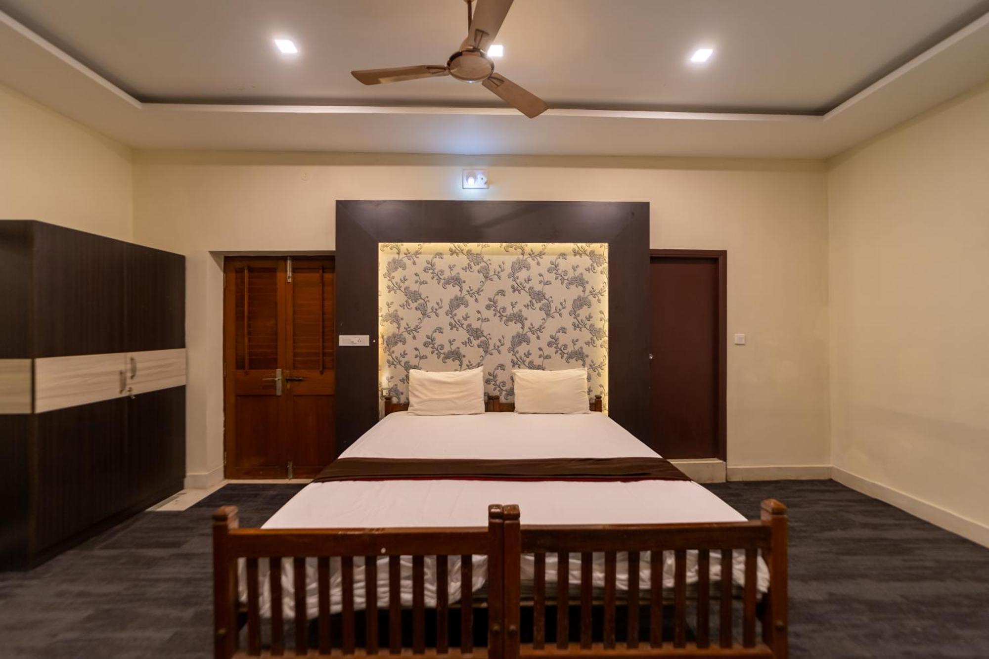 La Courtyard Hotel Puducherry Eksteriør billede